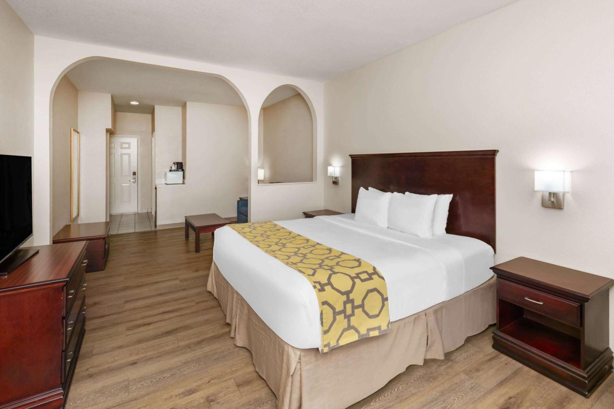 Baymont By Wyndham Houston Brookhollow Kültér fotó